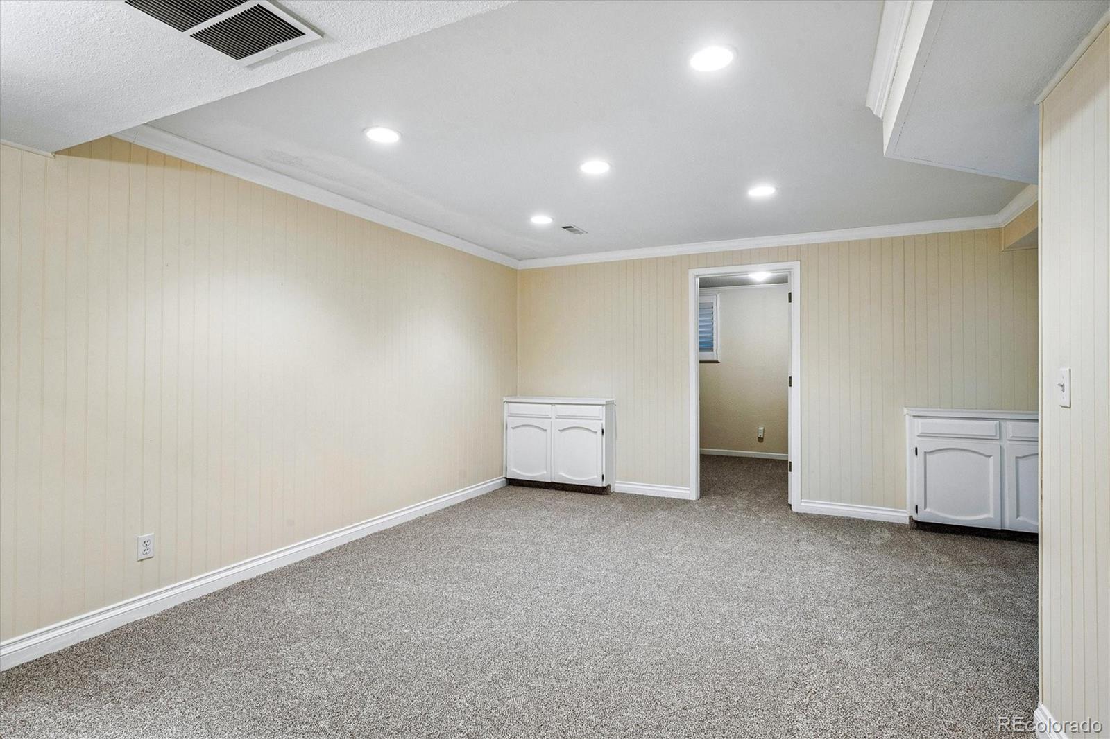 MLS Image #21 for 1180 s monaco parkway 5,denver, Colorado