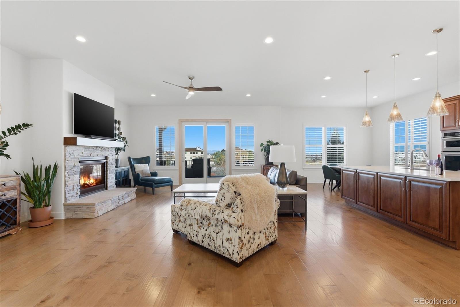 MLS Image #3 for 11844  discovery circle,parker, Colorado