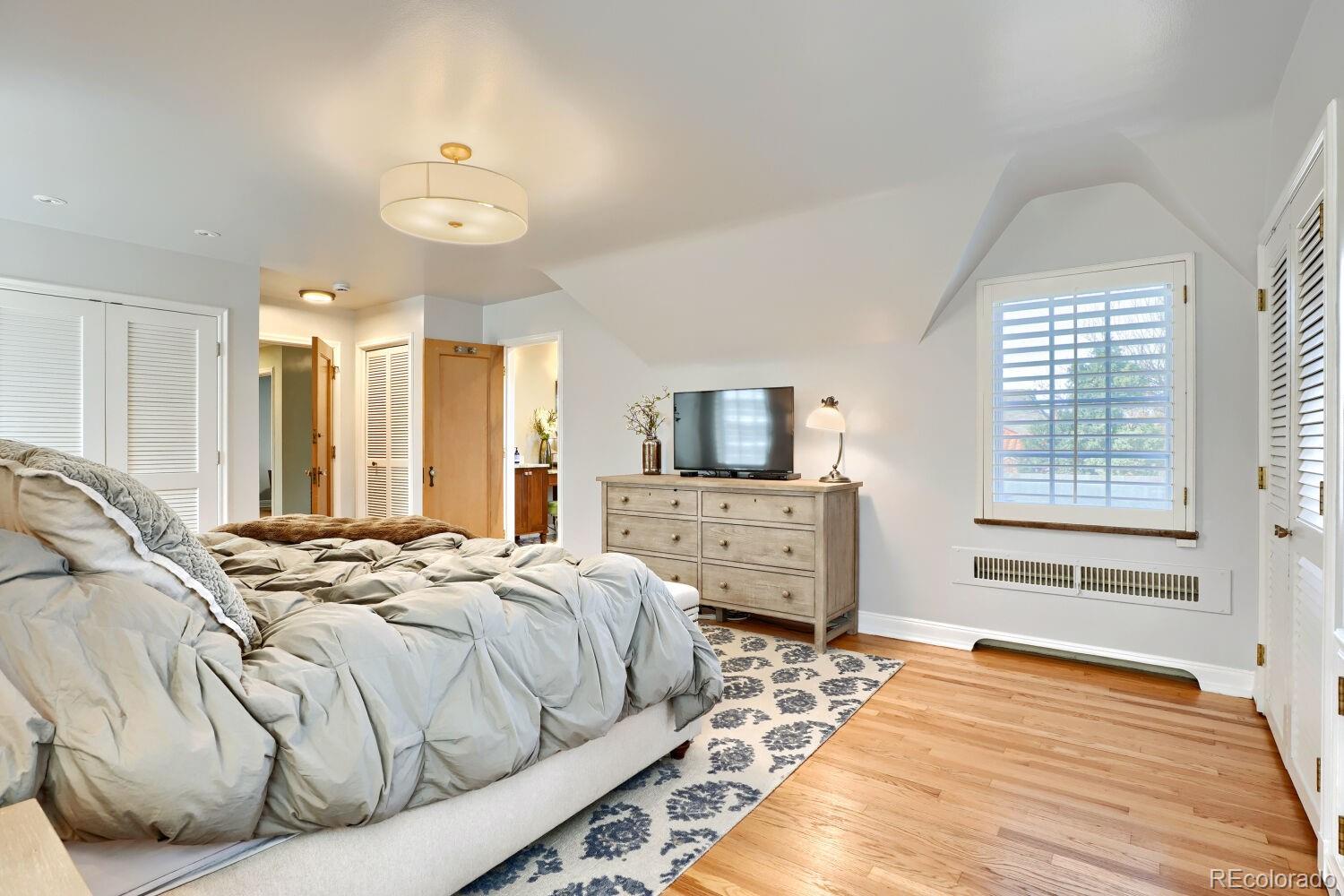 MLS Image #15 for 6235 e 17th avenue parkway,denver, Colorado