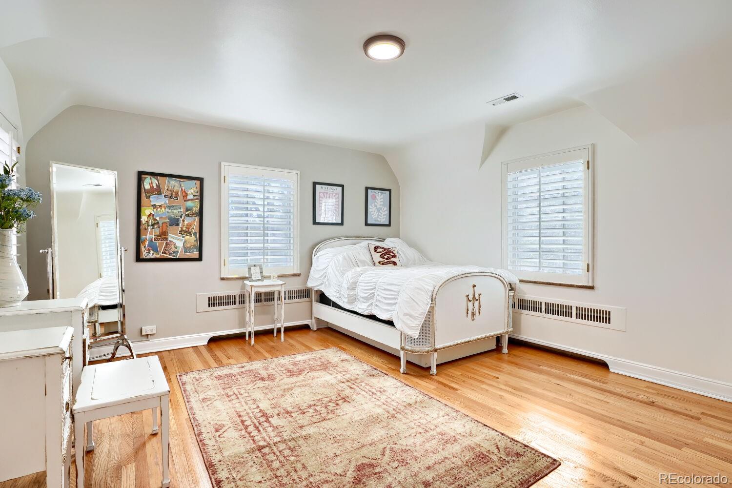 MLS Image #19 for 6235 e 17th avenue parkway,denver, Colorado
