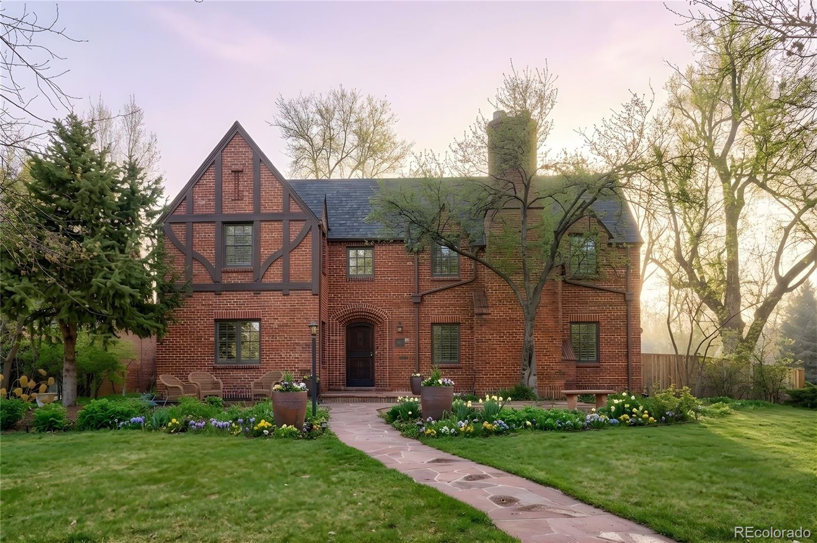 MLS Image #2 for 6235 e 17th avenue parkway,denver, Colorado