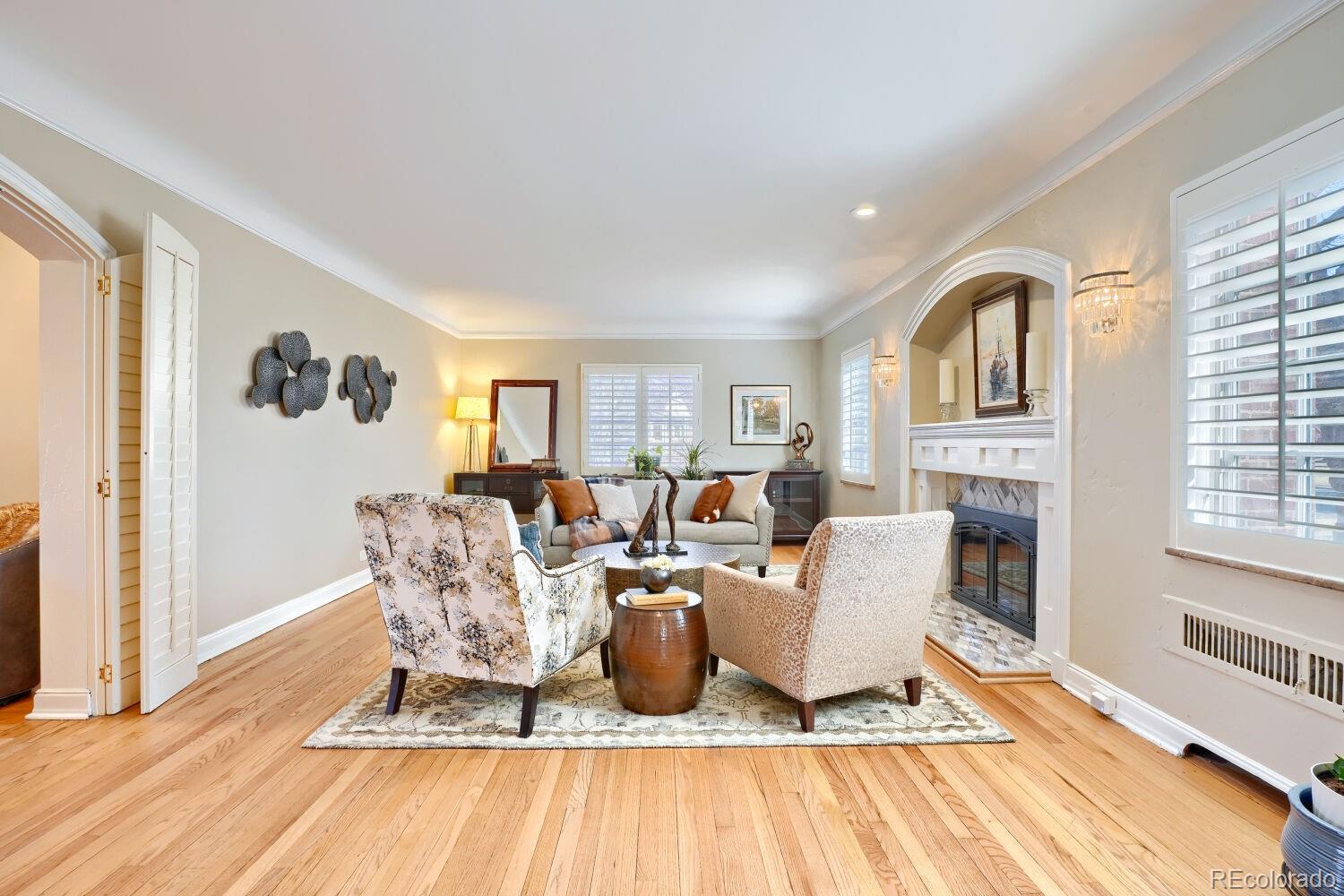 MLS Image #3 for 6235 e 17th avenue parkway,denver, Colorado
