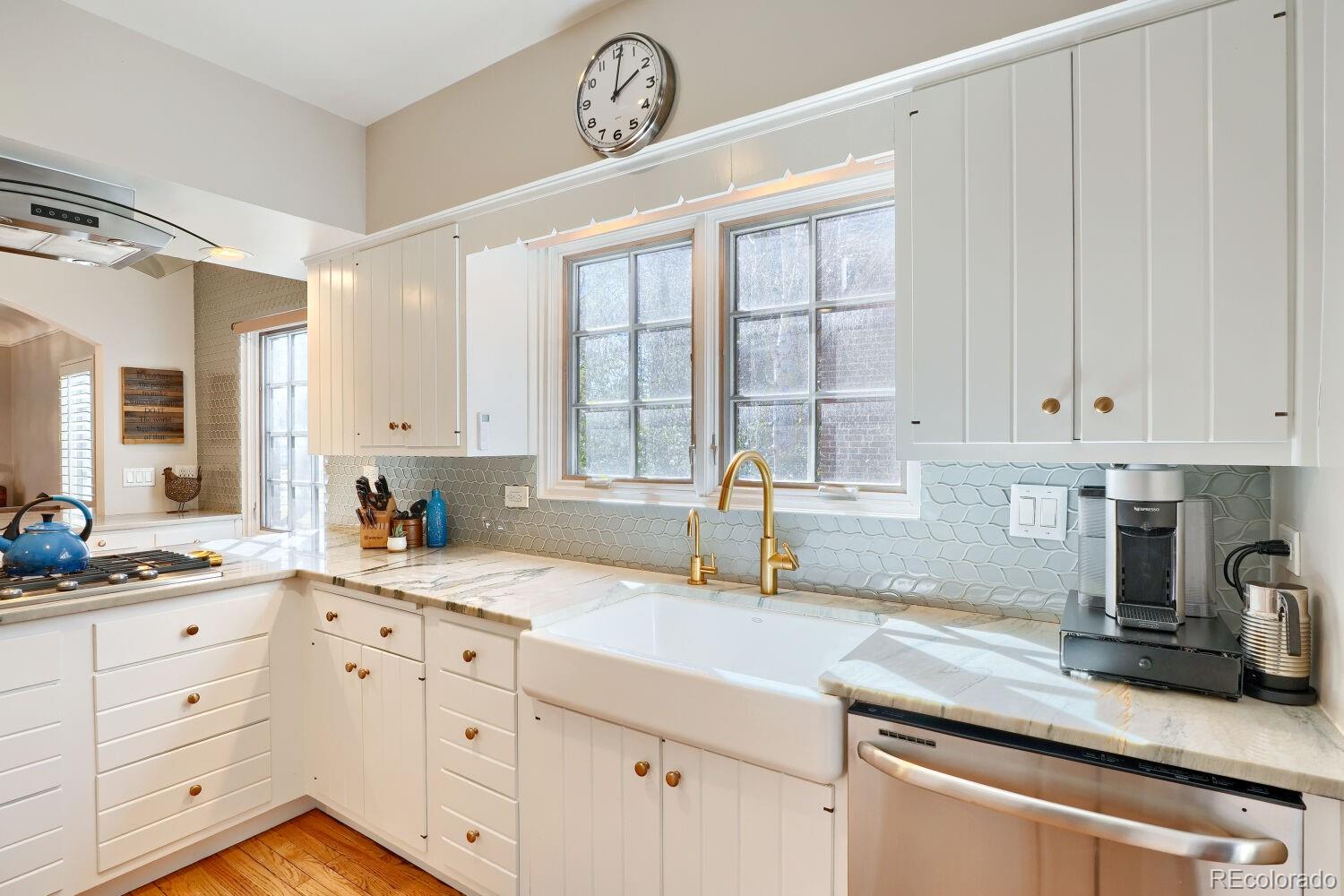 MLS Image #9 for 6235 e 17th avenue parkway,denver, Colorado