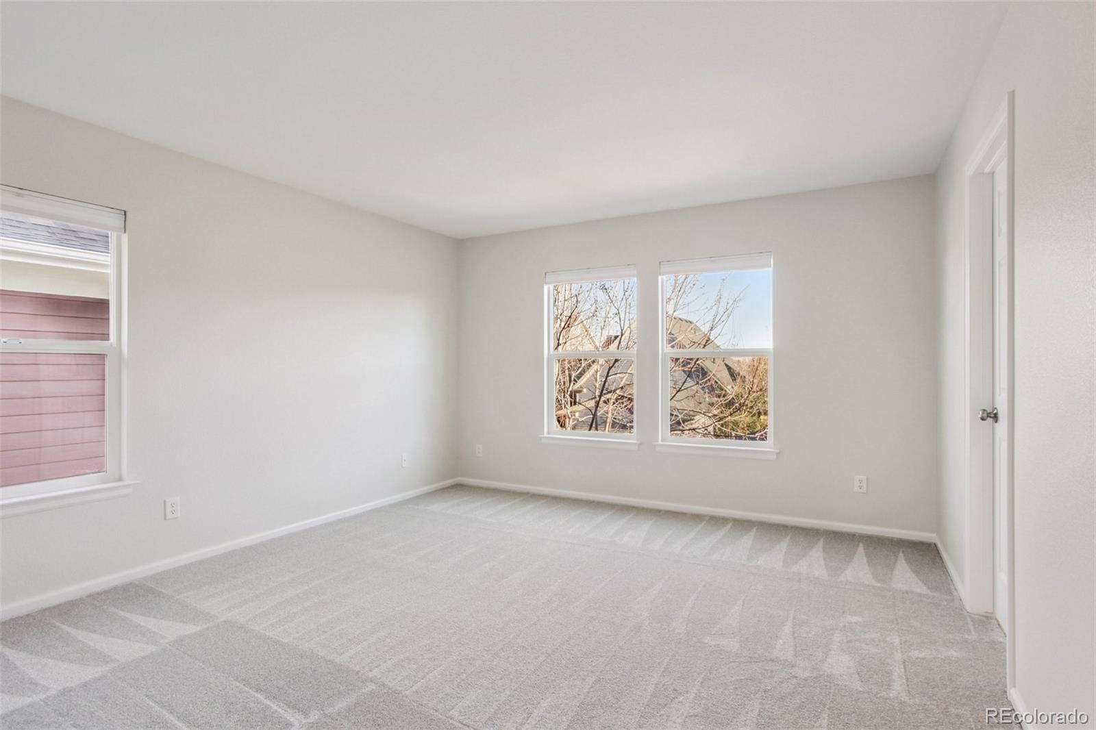 MLS Image #18 for 9591 e 26th avenue,denver, Colorado
