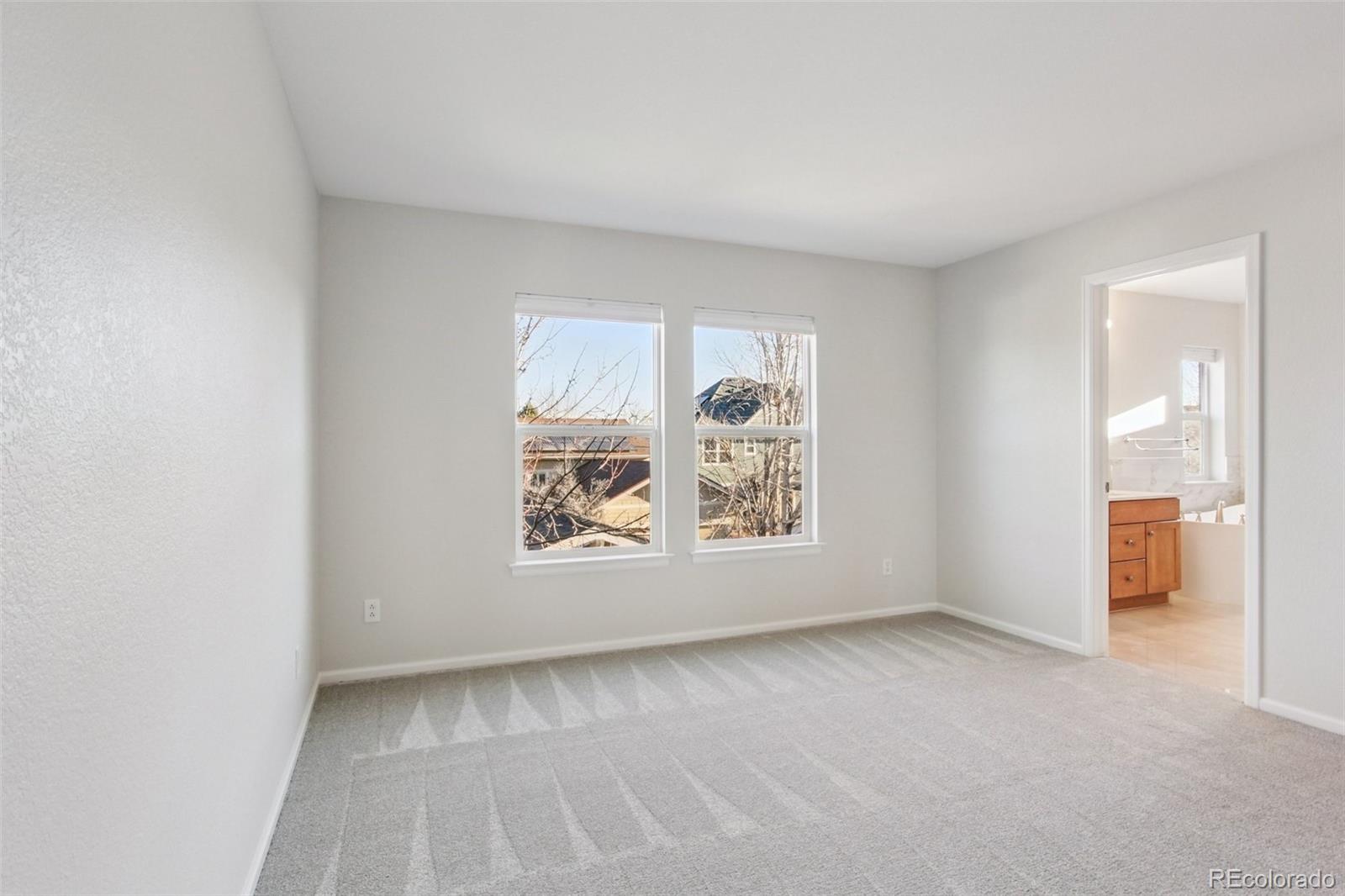 MLS Image #19 for 9591 e 26th avenue,denver, Colorado