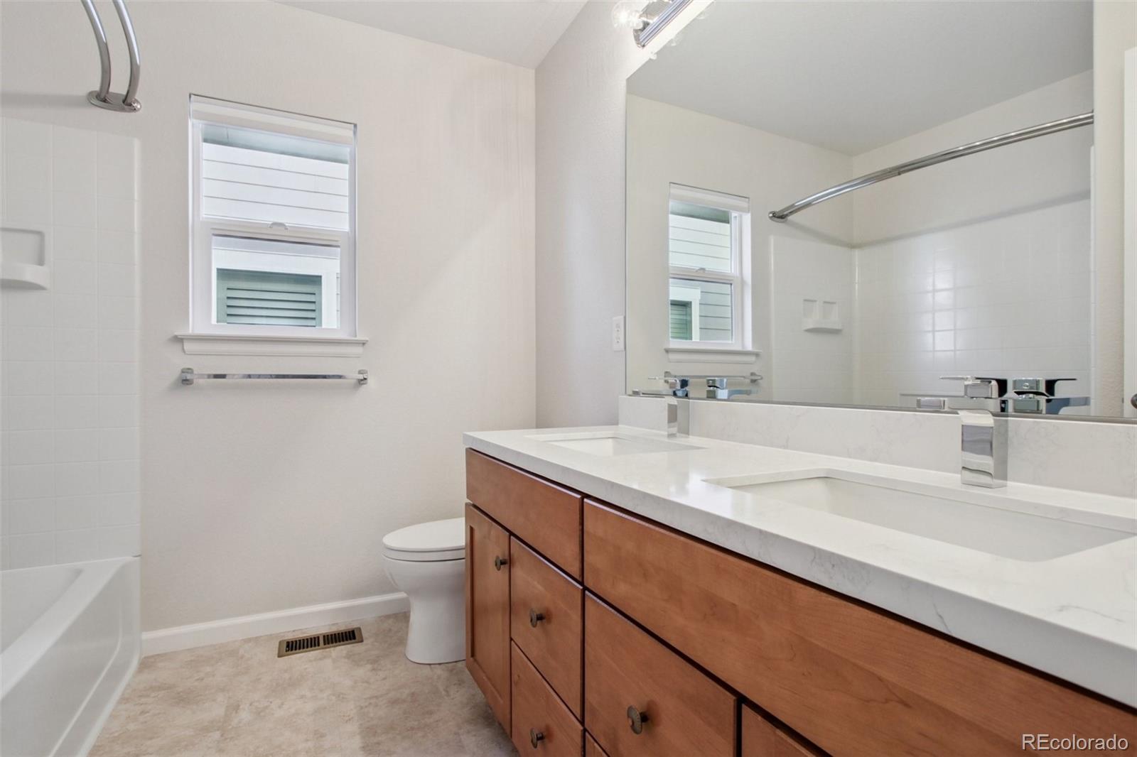 MLS Image #24 for 9591 e 26th avenue,denver, Colorado