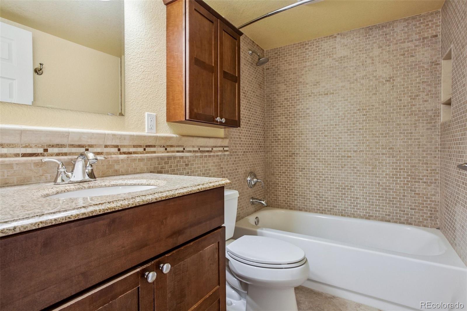 MLS Image #29 for 9591 e 26th avenue,denver, Colorado