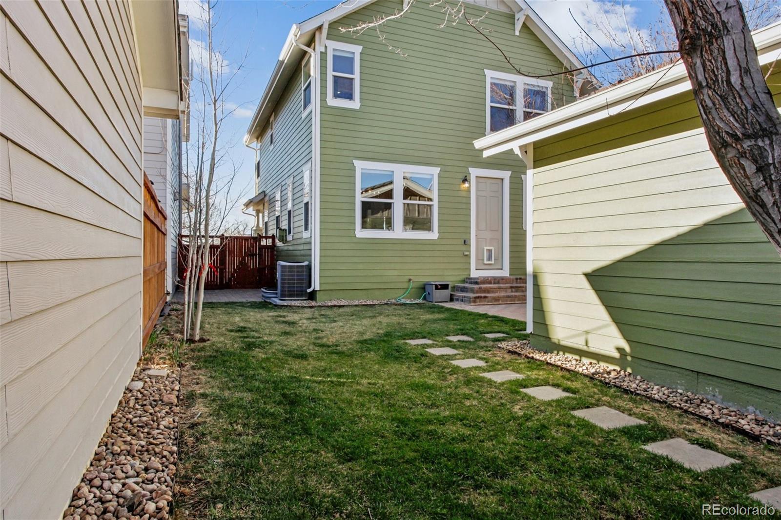 MLS Image #34 for 9591 e 26th avenue,denver, Colorado