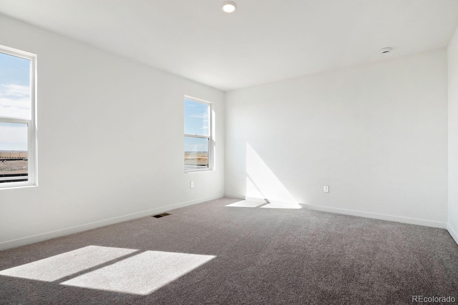 MLS Image #5 for 45886  mill avenue,bennett, Colorado