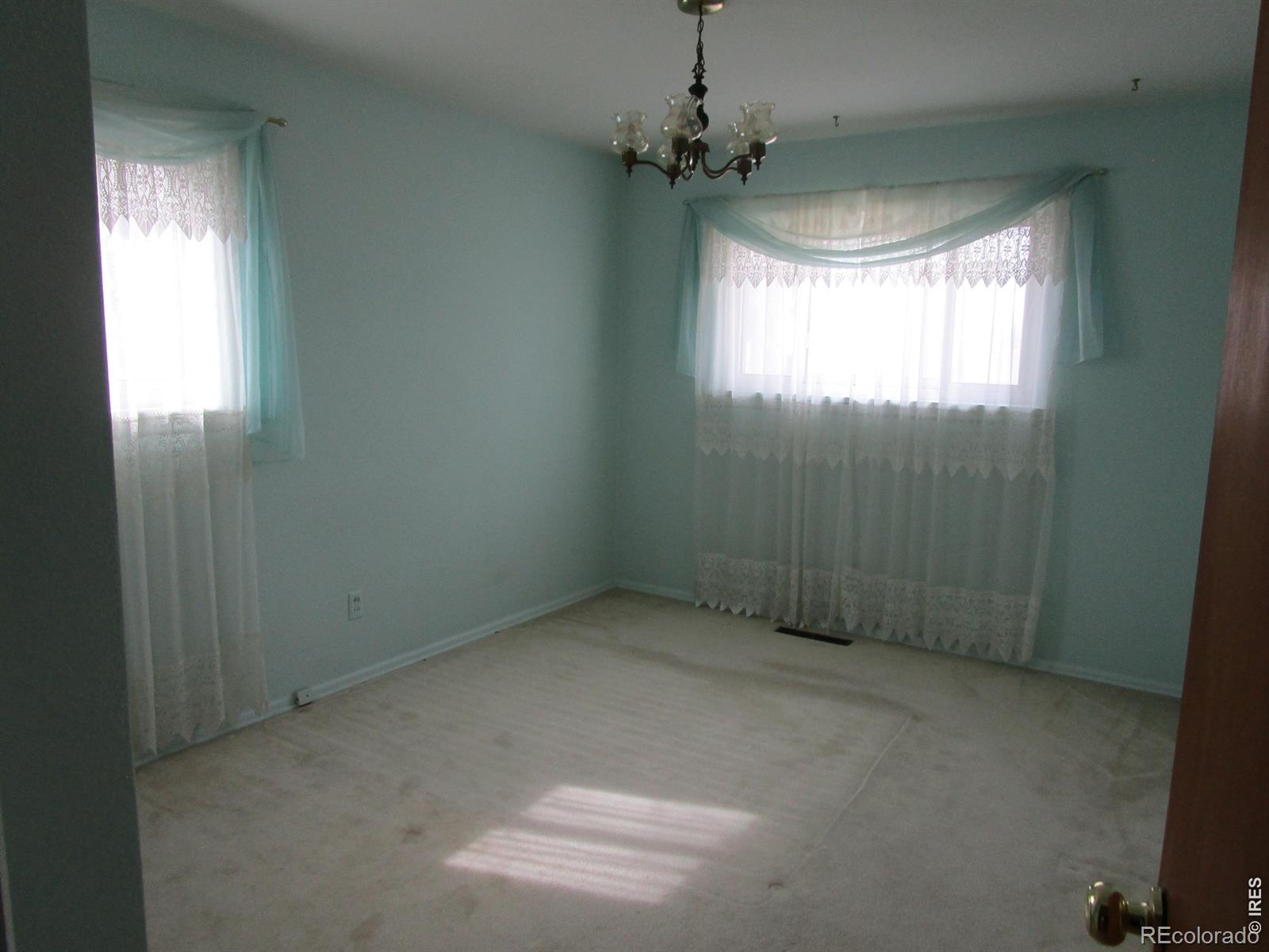 MLS Image #10 for 830  15th street,burlington, Colorado