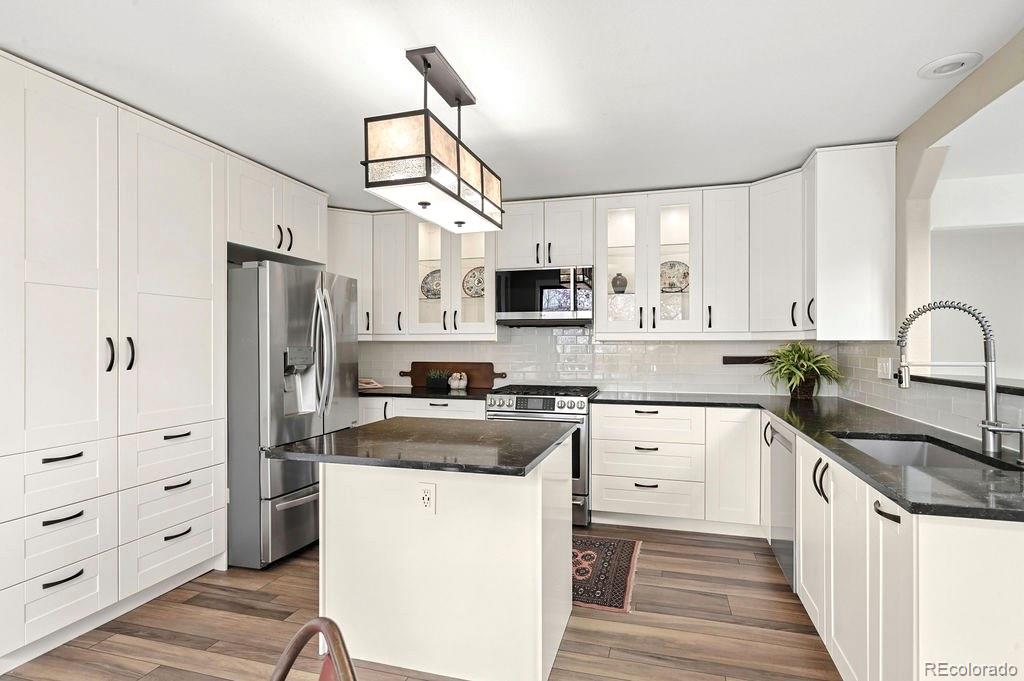 MLS Image #7 for 7929 e mexico avenue,denver, Colorado