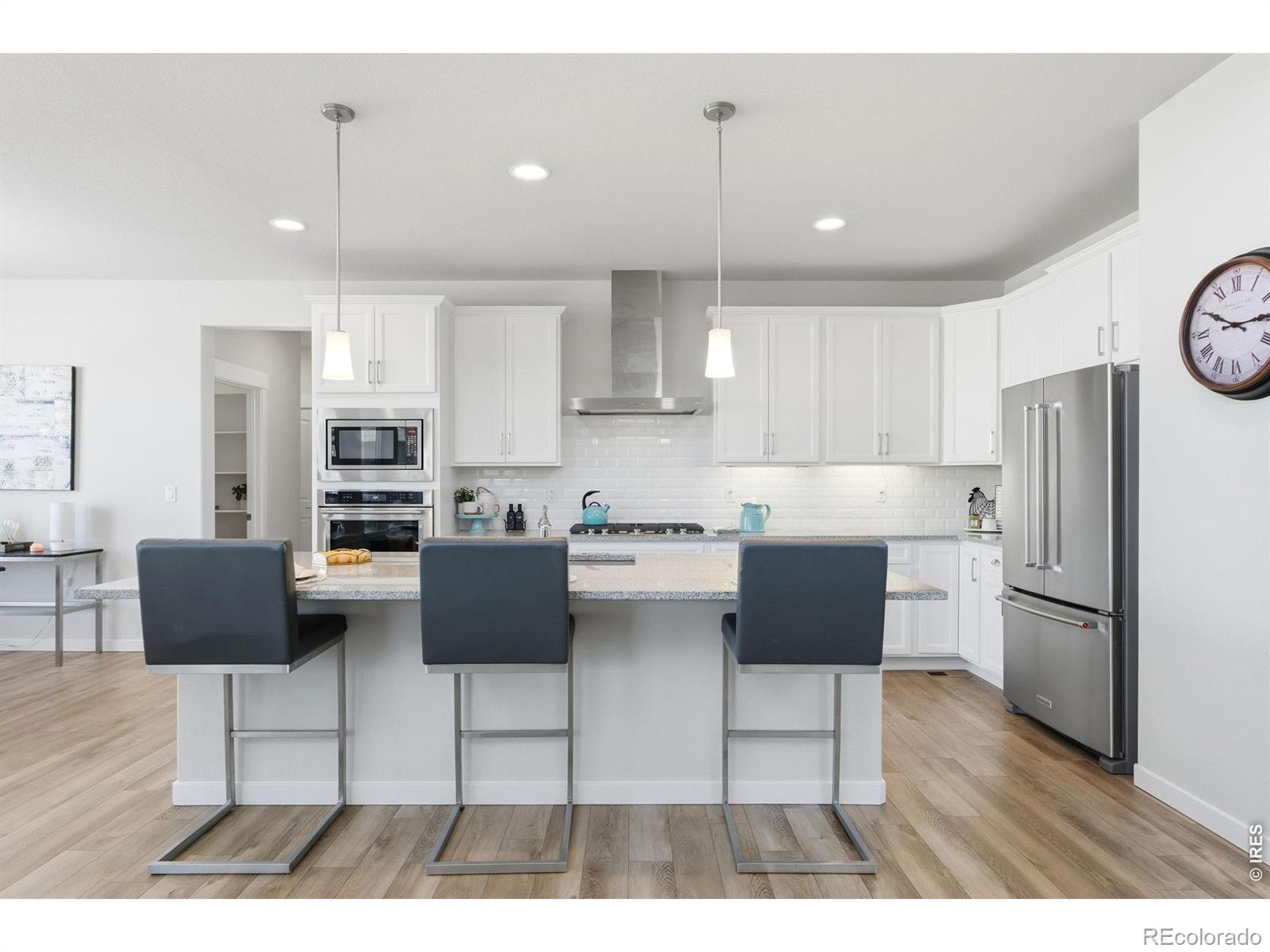 MLS Image #11 for 382  mount rainier street,berthoud, Colorado