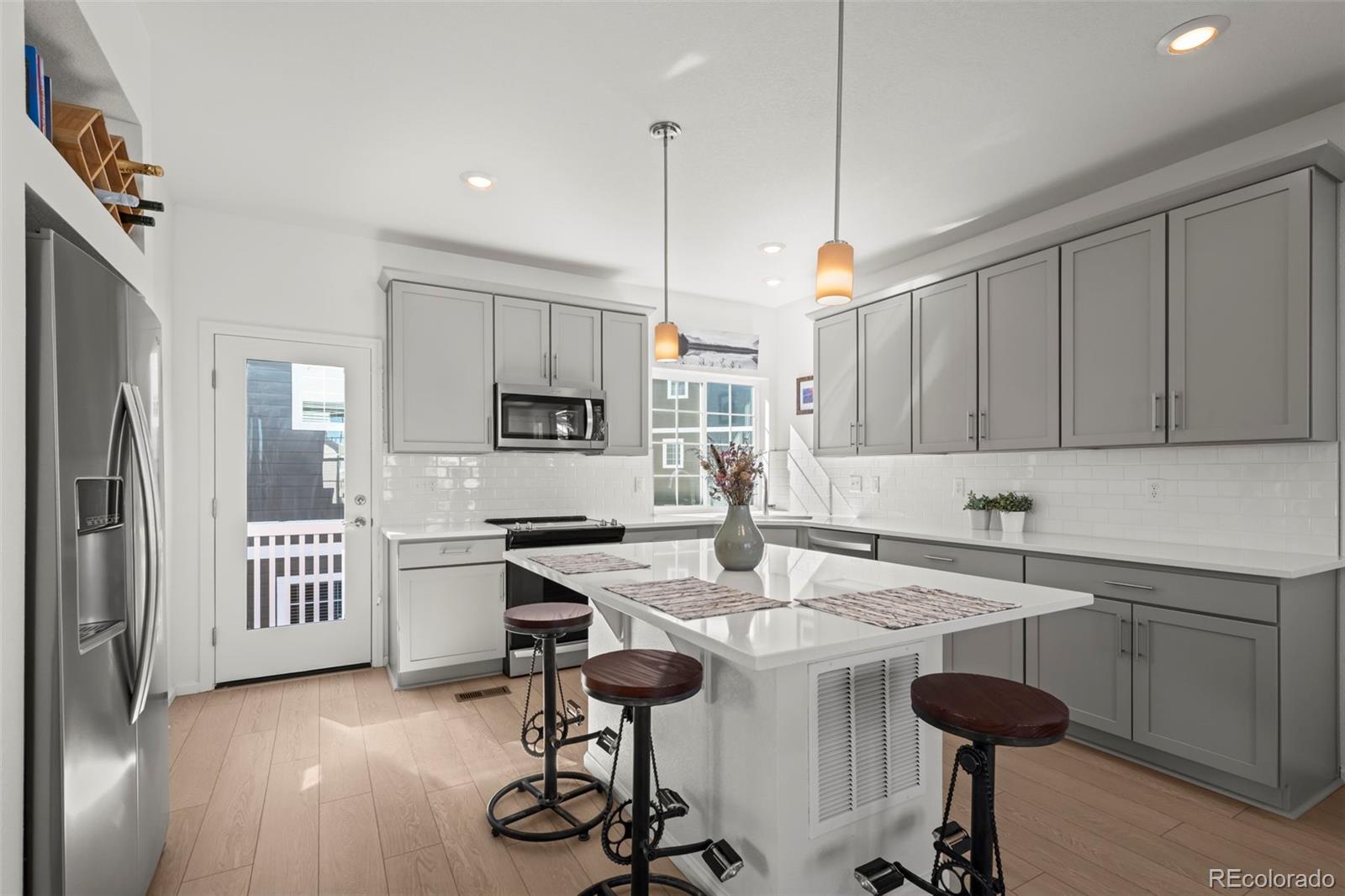 MLS Image #8 for 1016  sugarloaf lane,erie, Colorado