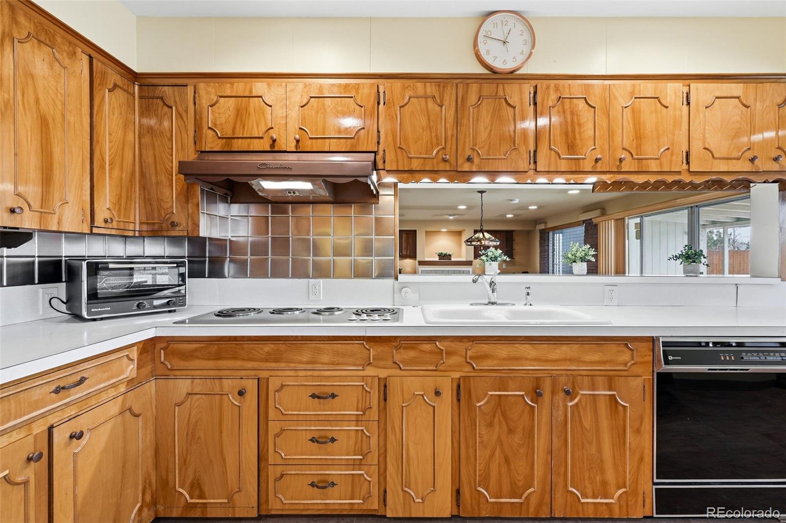 MLS Image #17 for 7474  broadview drive,denver, Colorado