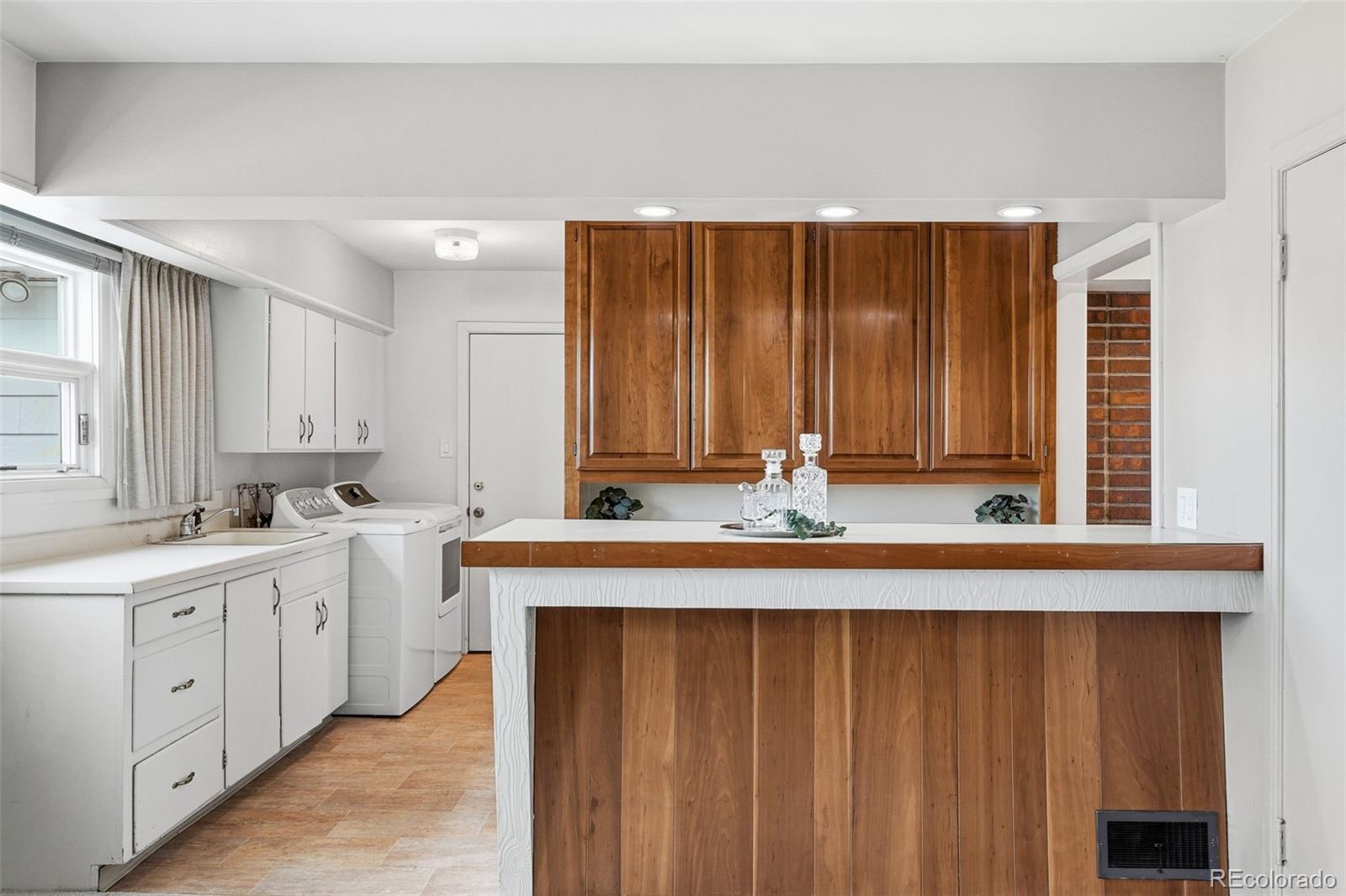 MLS Image #8 for 7474  broadview drive,denver, Colorado