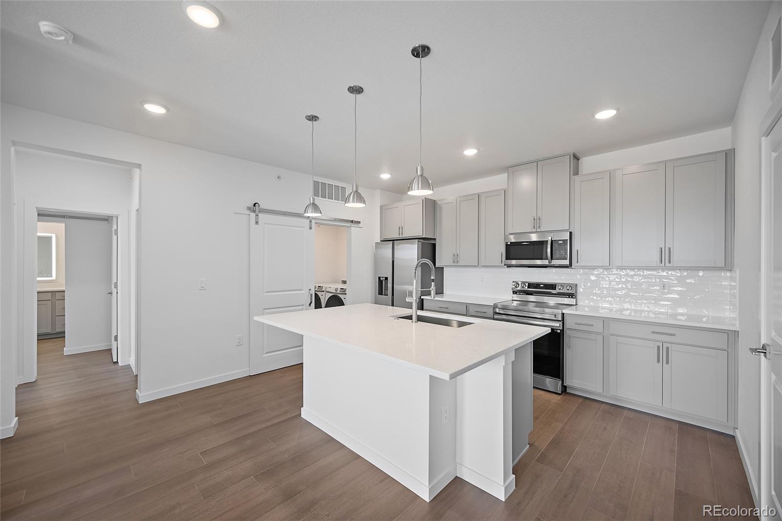 MLS Image #3 for 2232  arikaree heights 307,colorado springs, Colorado