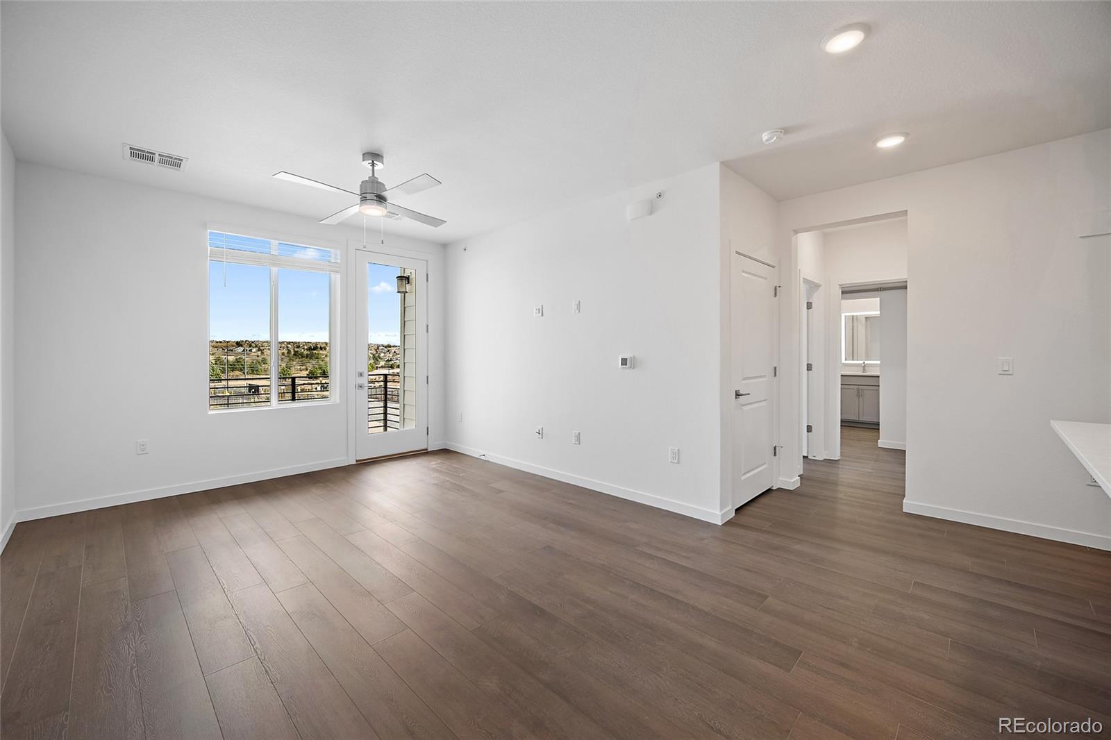 MLS Image #4 for 2232  arikaree heights 307,colorado springs, Colorado