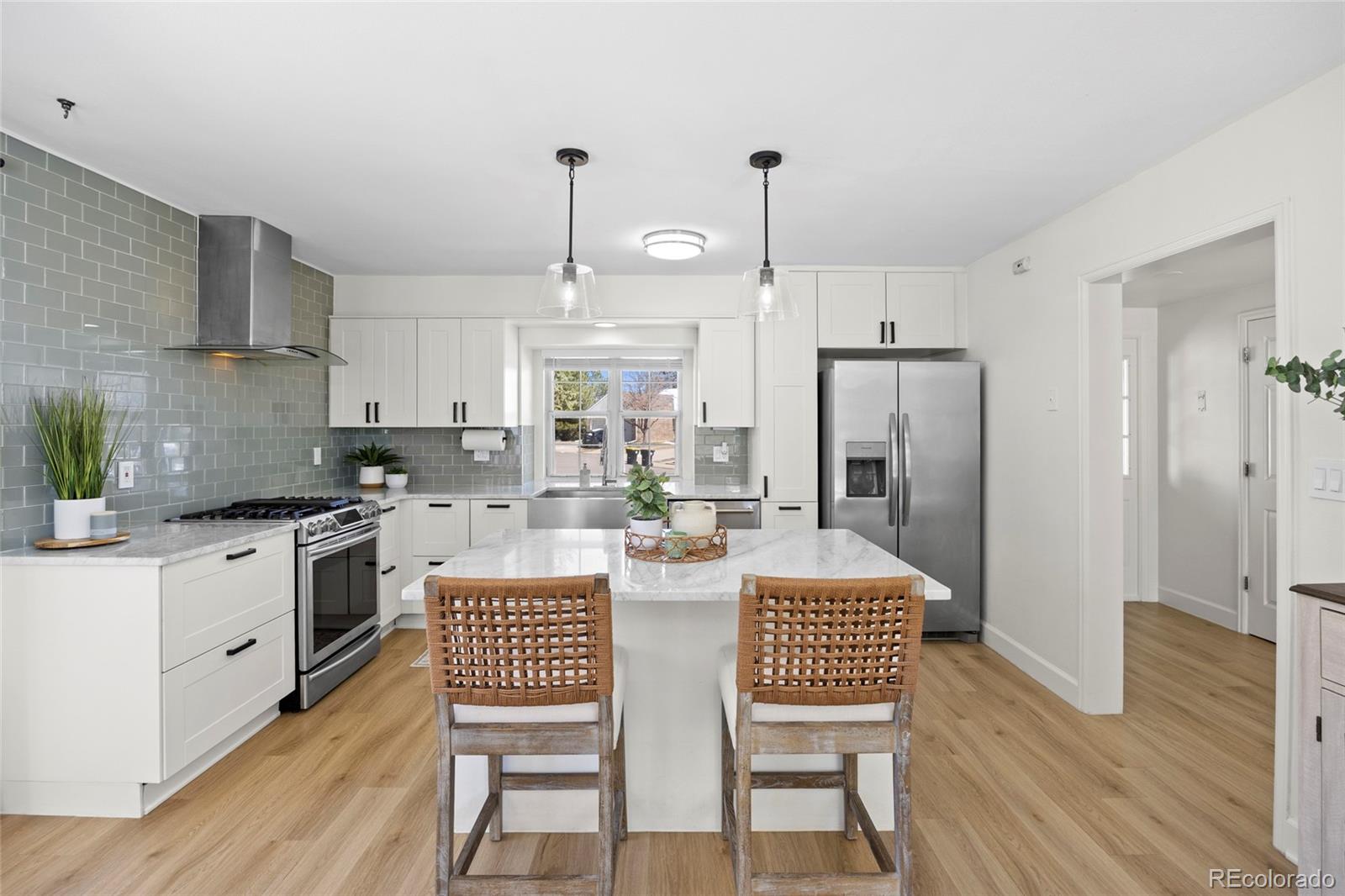 MLS Image #6 for 6050 e hinsdale court,centennial, Colorado