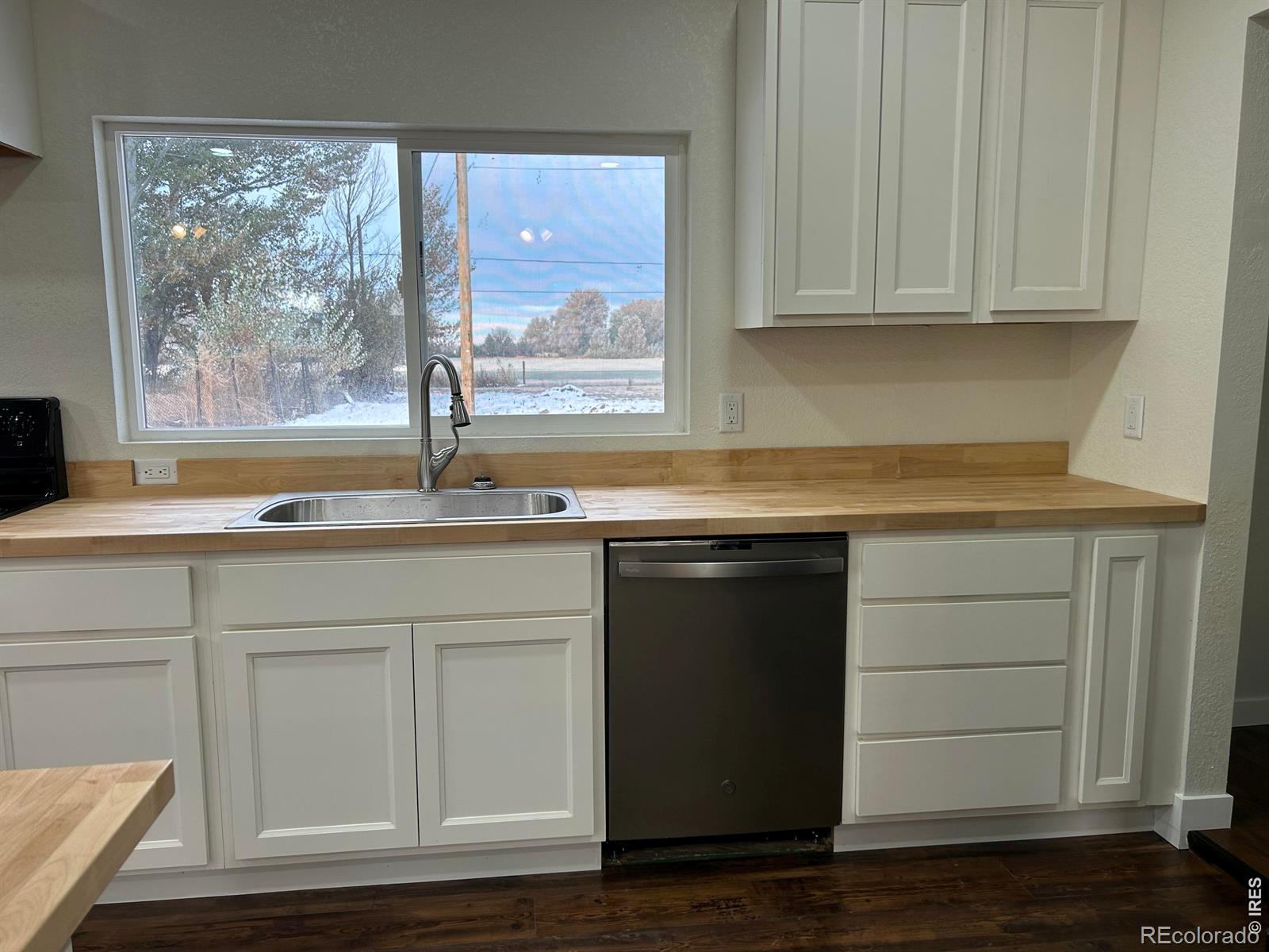 MLS Image #4 for 809  warren street,weldona, Colorado