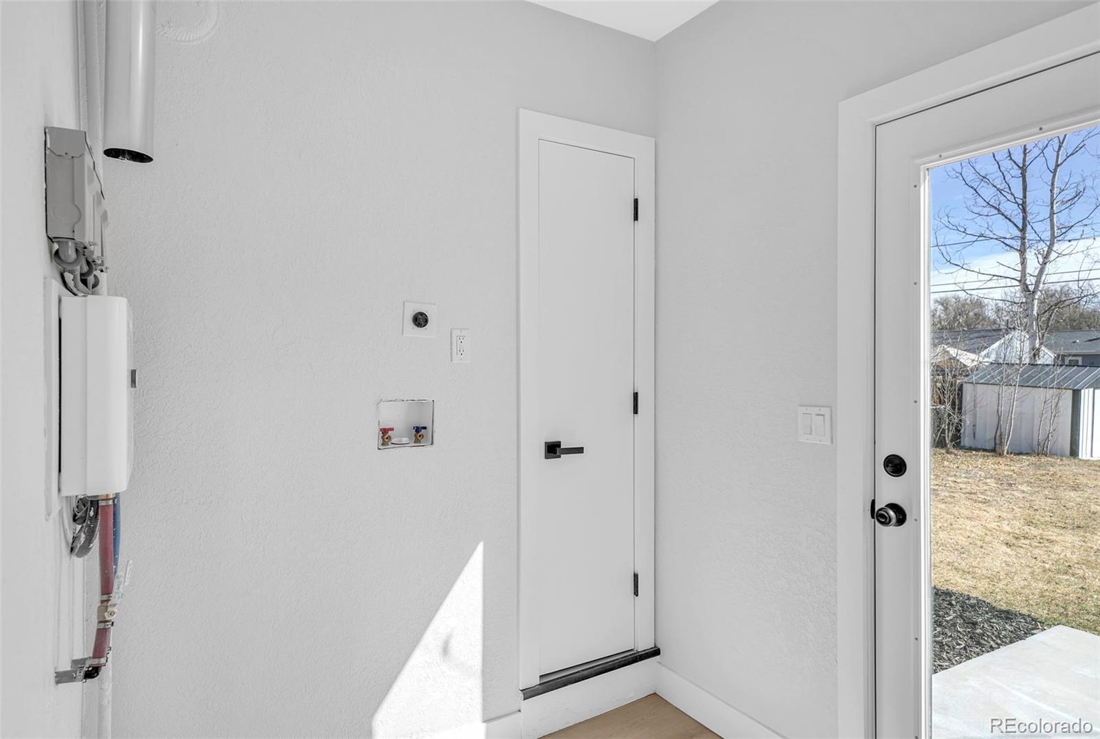 MLS Image #10 for 4180 s pearl street,englewood, Colorado
