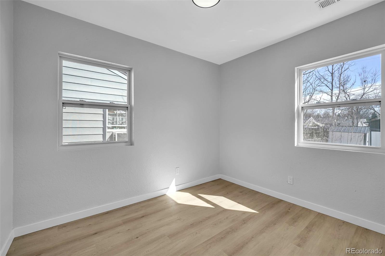 MLS Image #16 for 4180 s pearl street,englewood, Colorado