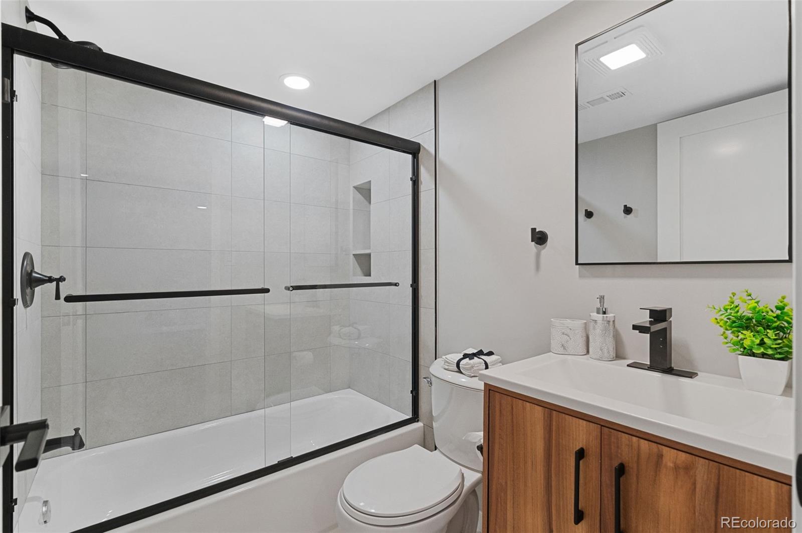 MLS Image #25 for 649  perry street,denver, Colorado