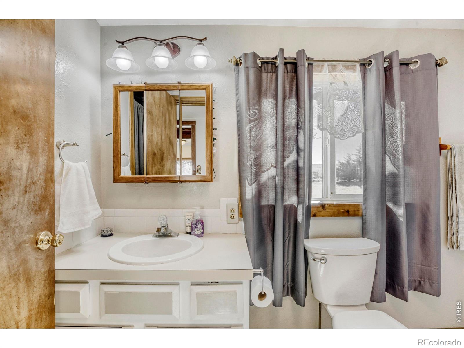 MLS Image #12 for 7380 w county road 4 ,berthoud, Colorado