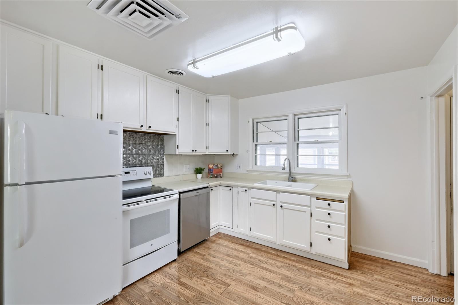 MLS Image #6 for 1911  elmwood lane,pueblo, Colorado