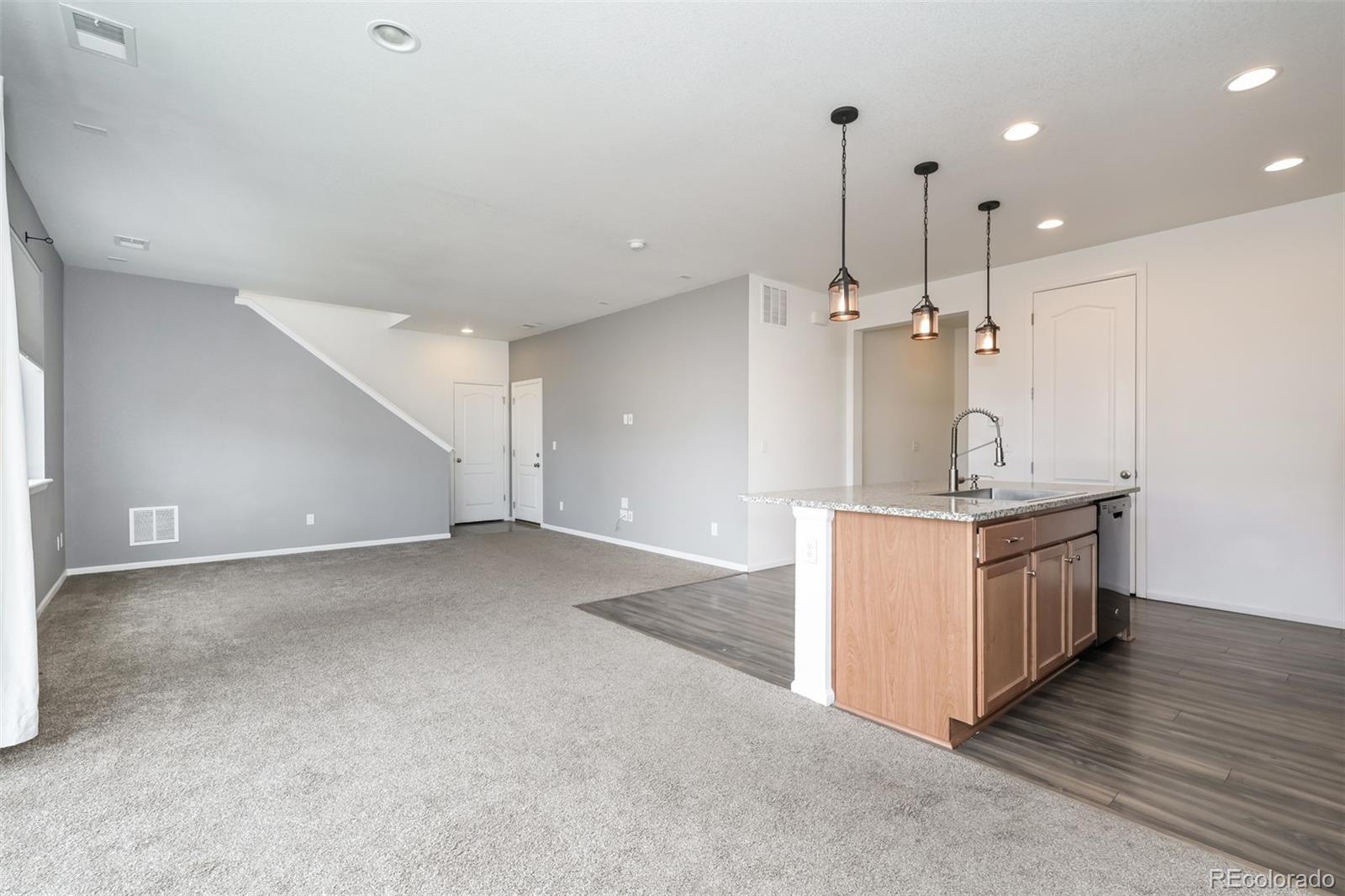MLS Image #11 for 25605 e maple place,aurora, Colorado
