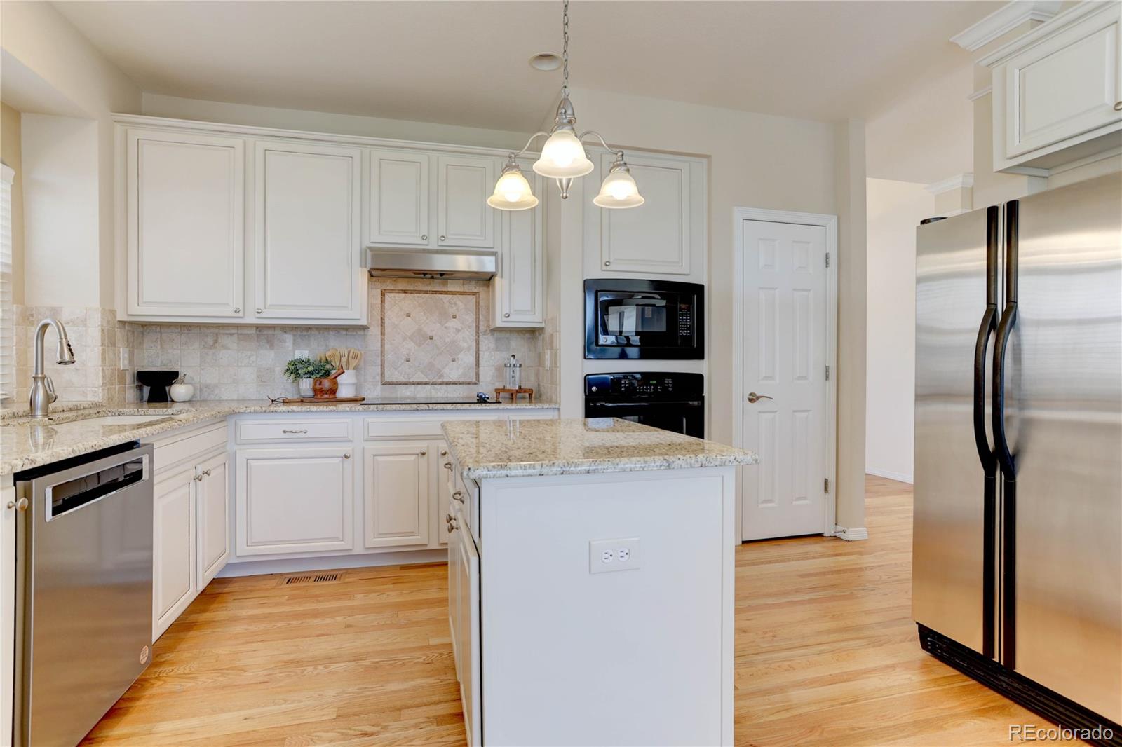 MLS Image #8 for 8196 s albion street,centennial, Colorado