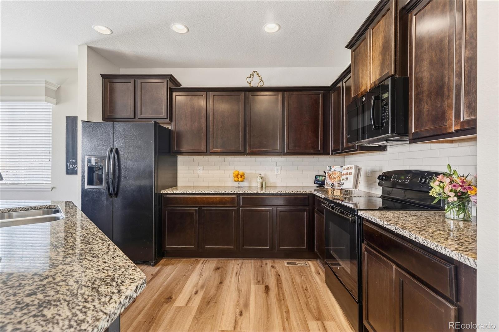MLS Image #5 for 10254  nucla street,commerce city, Colorado