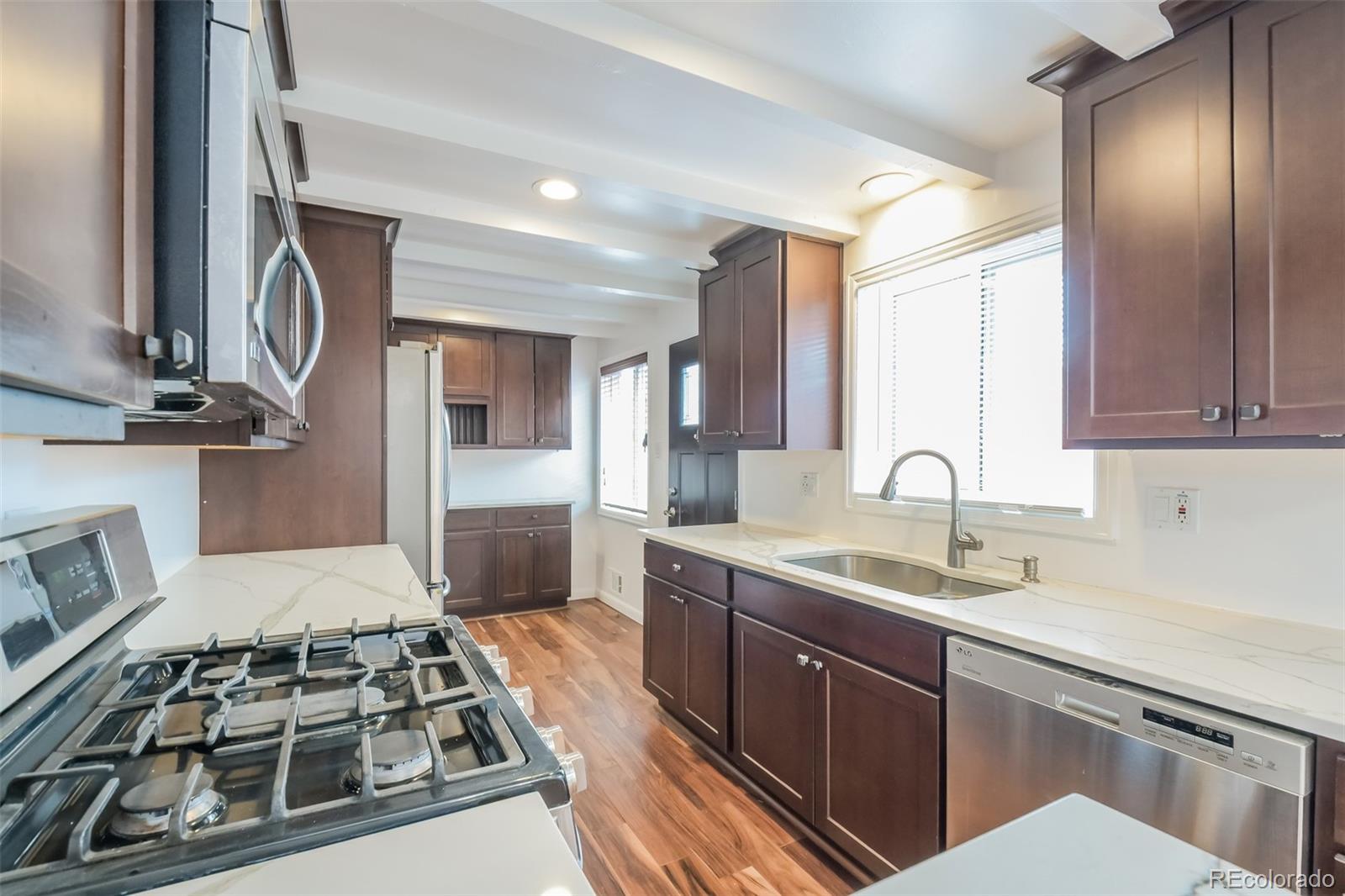 MLS Image #3 for 5661 e amherst avenue,denver, Colorado