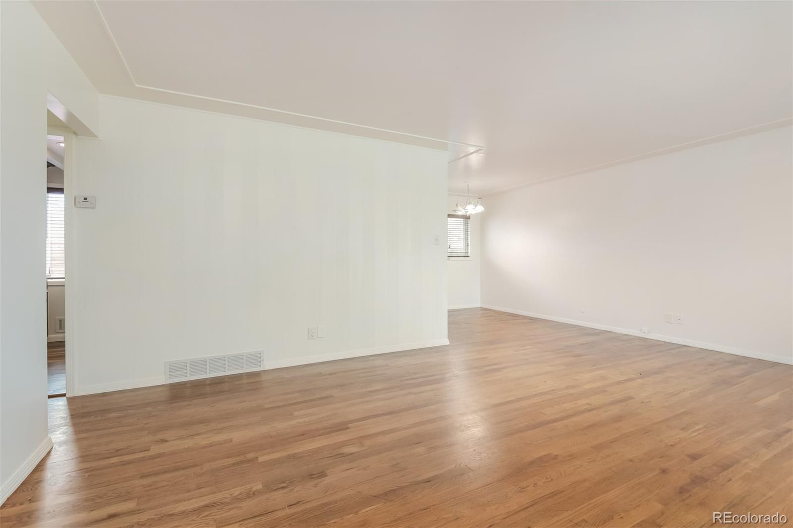 MLS Image #8 for 5661 e amherst avenue,denver, Colorado