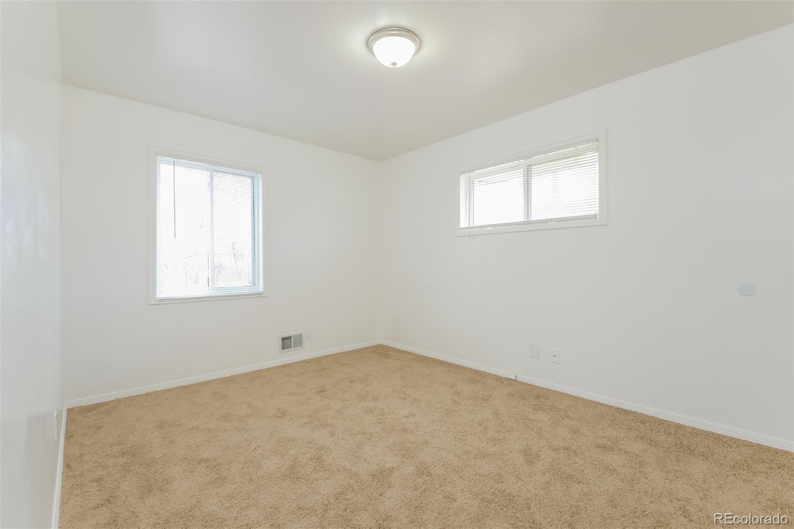 MLS Image #9 for 5661 e amherst avenue,denver, Colorado