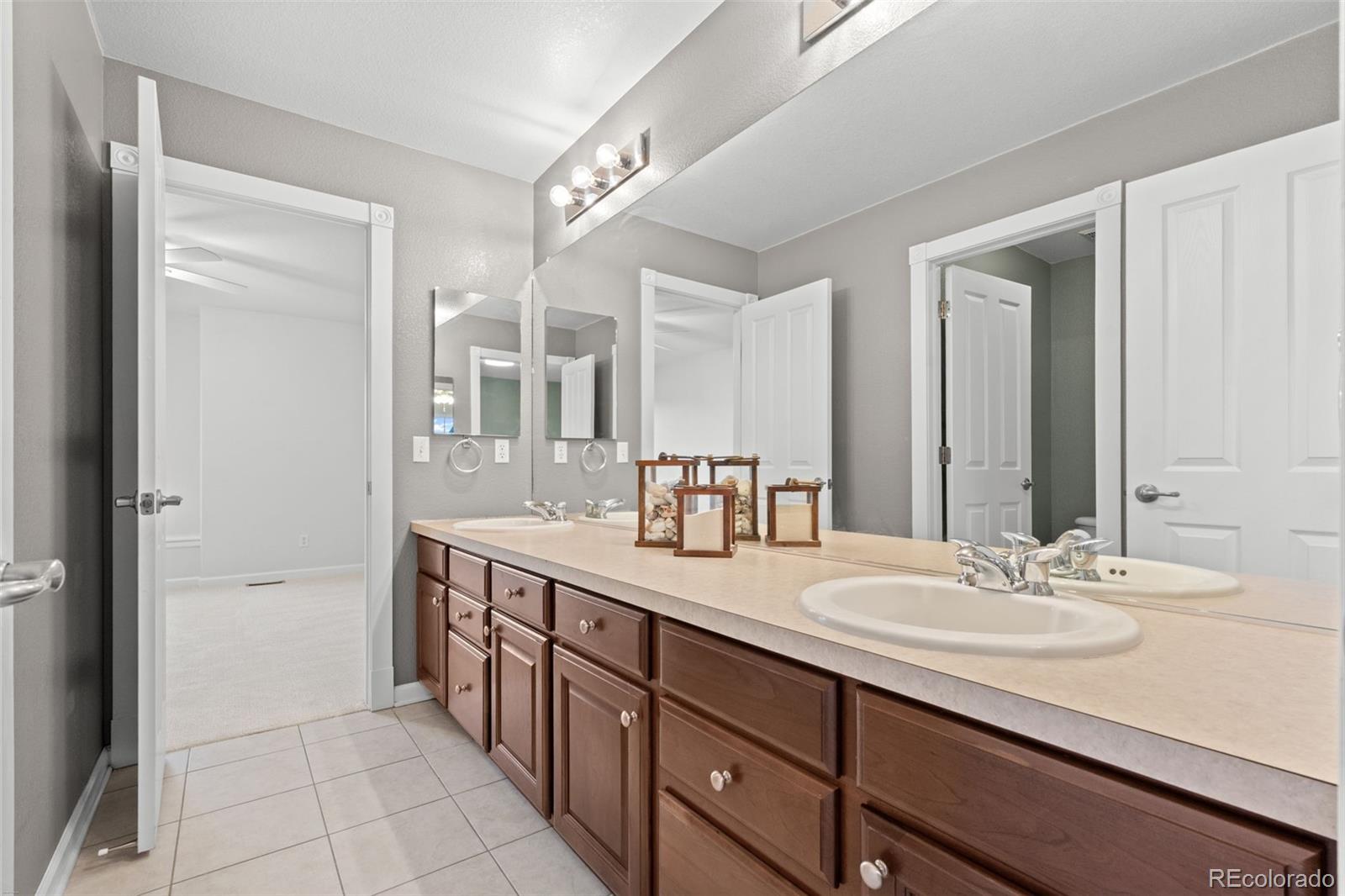 MLS Image #28 for 10683  amesbury way,highlands ranch, Colorado