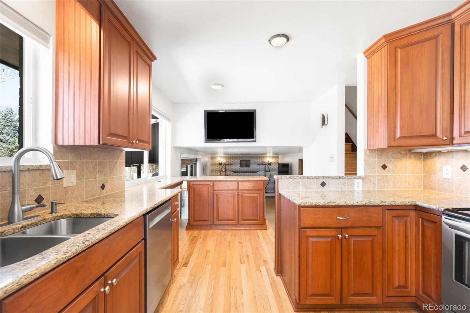 MLS Image #11 for 6823  garland street,arvada, Colorado