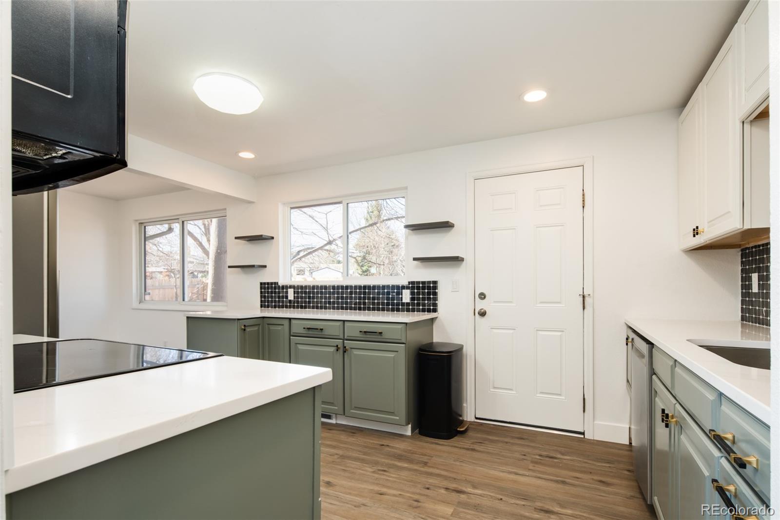 MLS Image #11 for 7237 s pierce court,littleton, Colorado