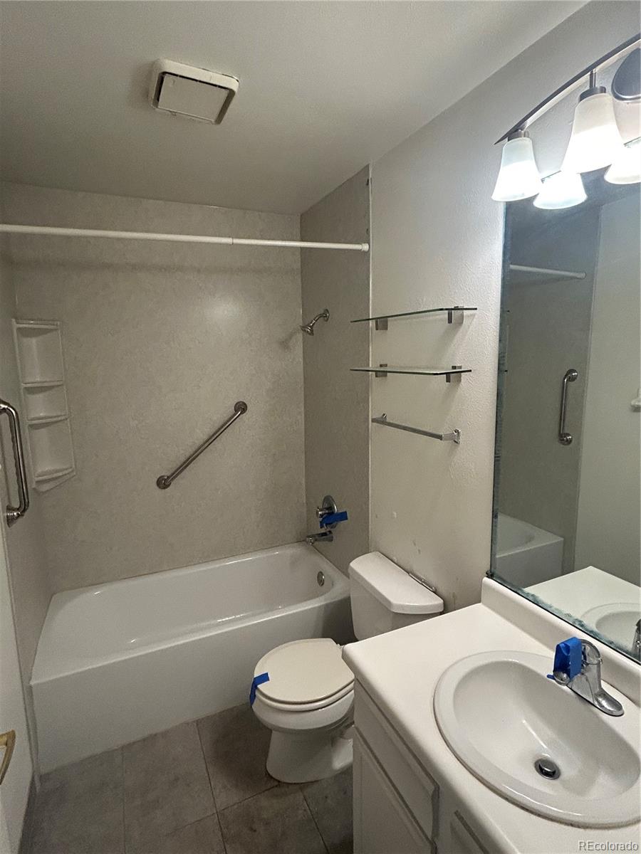 MLS Image #7 for 2002 s worchester way ,aurora, Colorado
