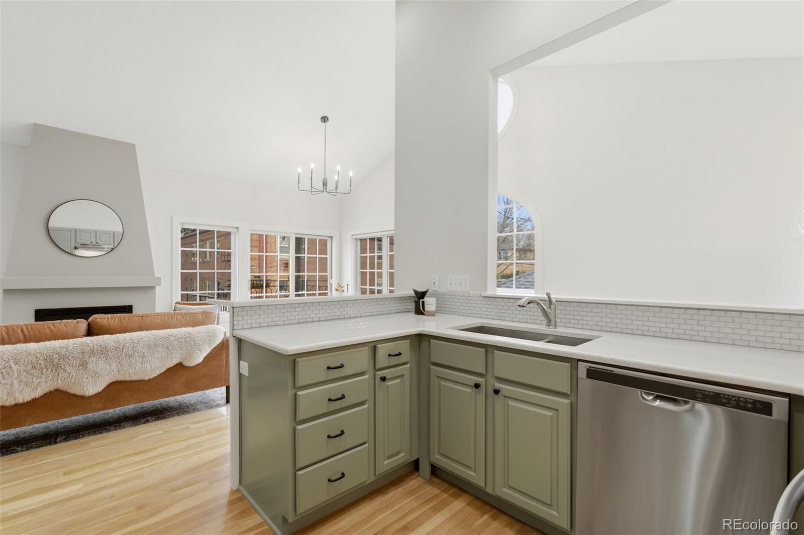 MLS Image #15 for 1380  adams street ,denver, Colorado
