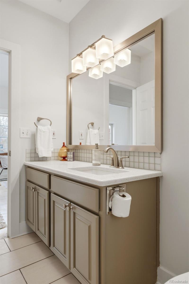 MLS Image #31 for 1380  adams street ,denver, Colorado
