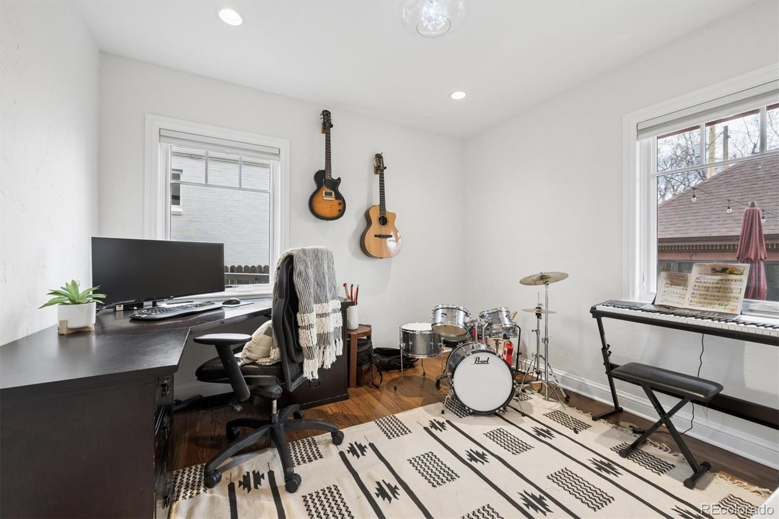 MLS Image #12 for 2700  stuart street,denver, Colorado