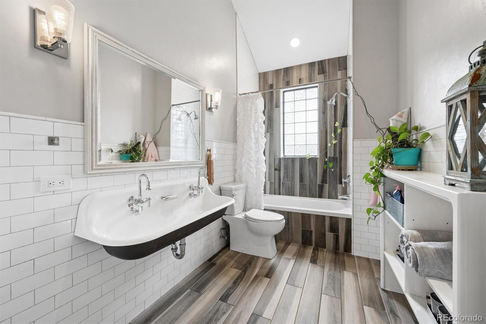 MLS Image #23 for 2700  stuart street,denver, Colorado