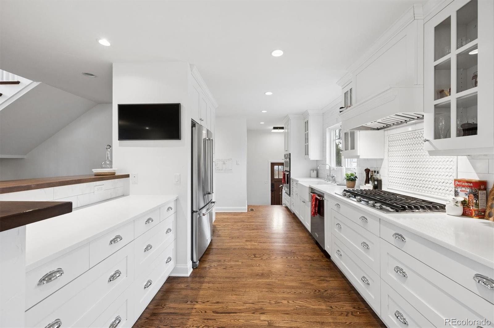 MLS Image #6 for 2700  stuart street,denver, Colorado