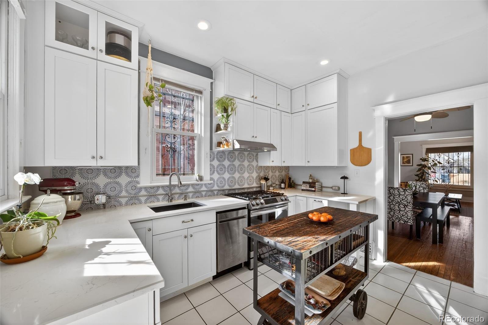 MLS Image #14 for 3020 n york street,denver, Colorado