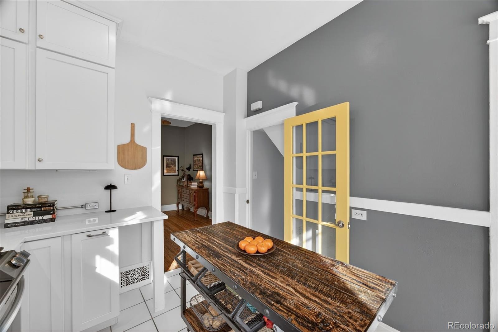 MLS Image #16 for 3020 n york street,denver, Colorado
