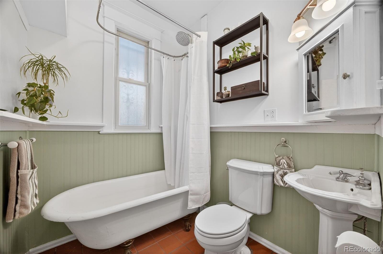 MLS Image #24 for 3020 n york street,denver, Colorado