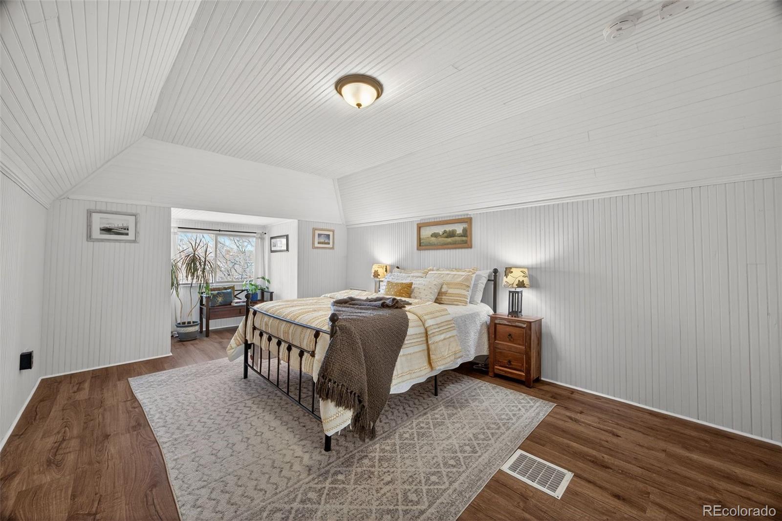 MLS Image #31 for 3020 n york street,denver, Colorado