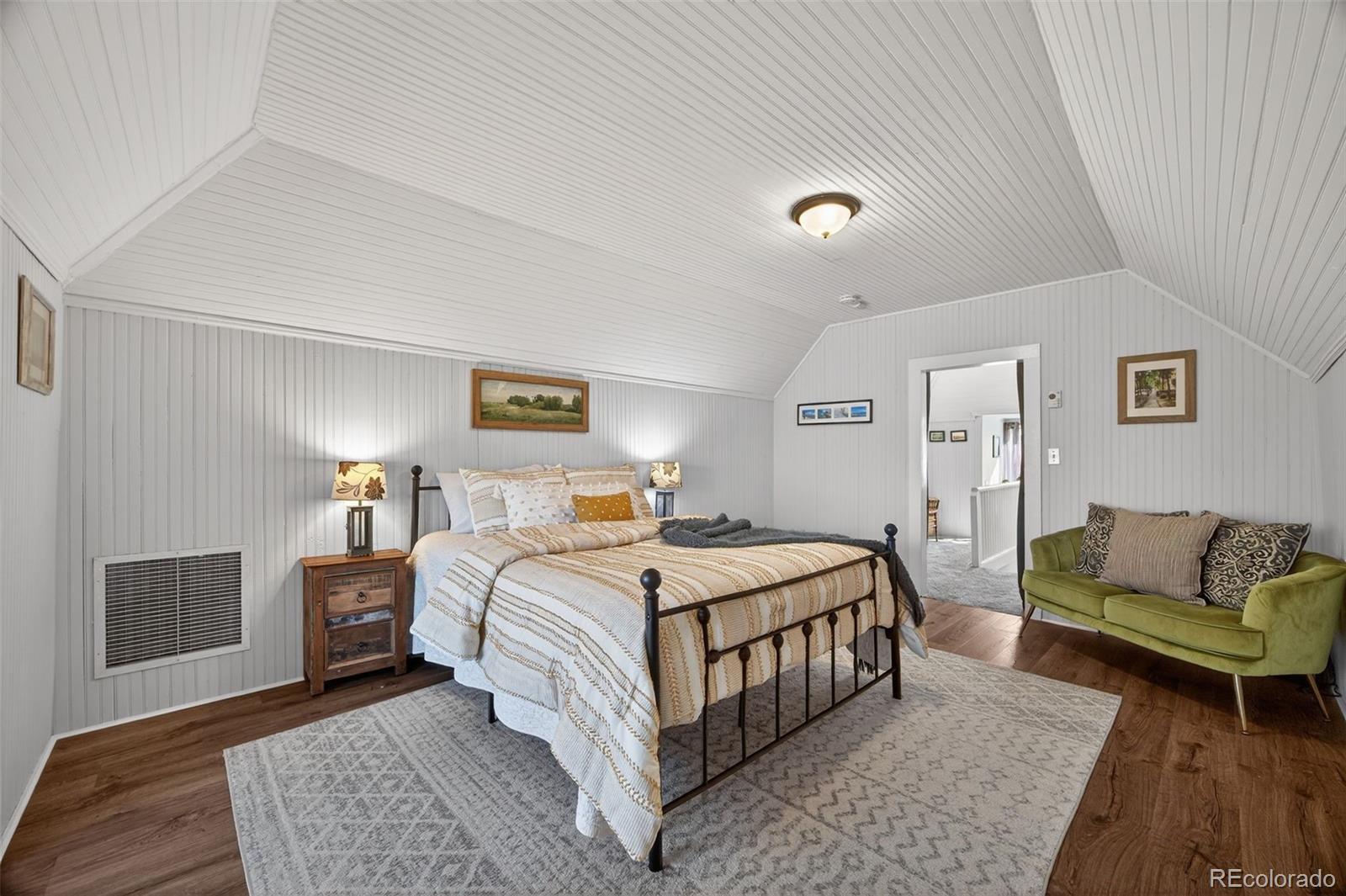 MLS Image #32 for 3020 n york street,denver, Colorado