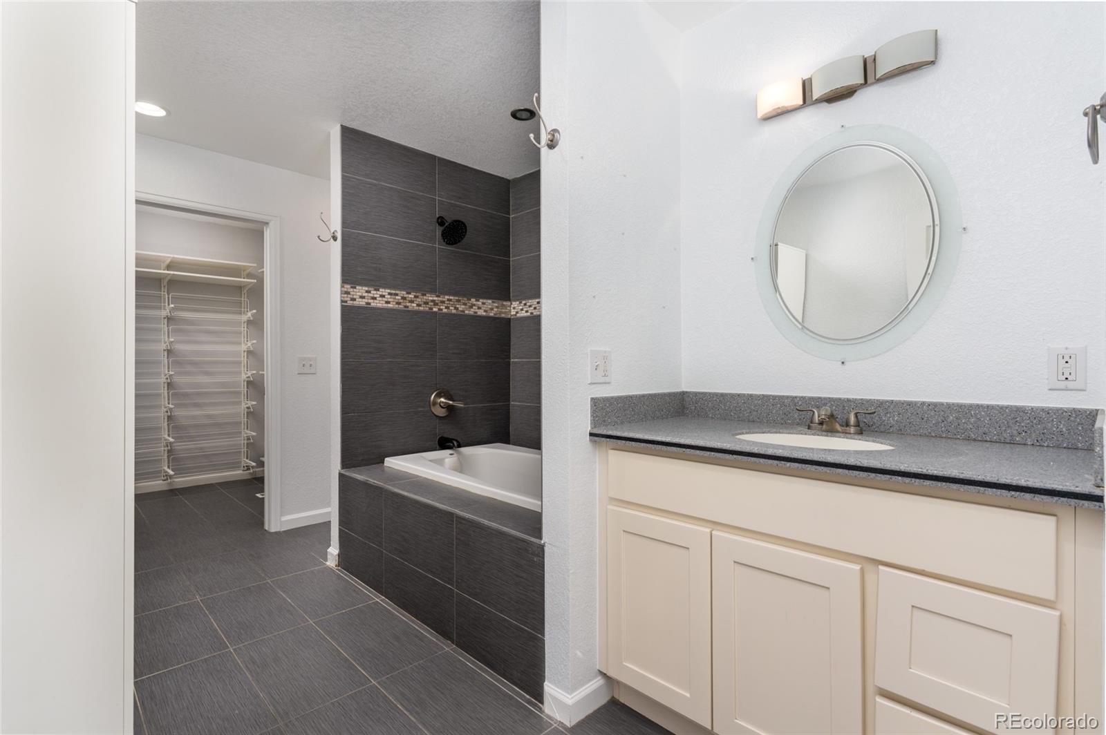 MLS Image #10 for 12791 e villanova drive,aurora, Colorado