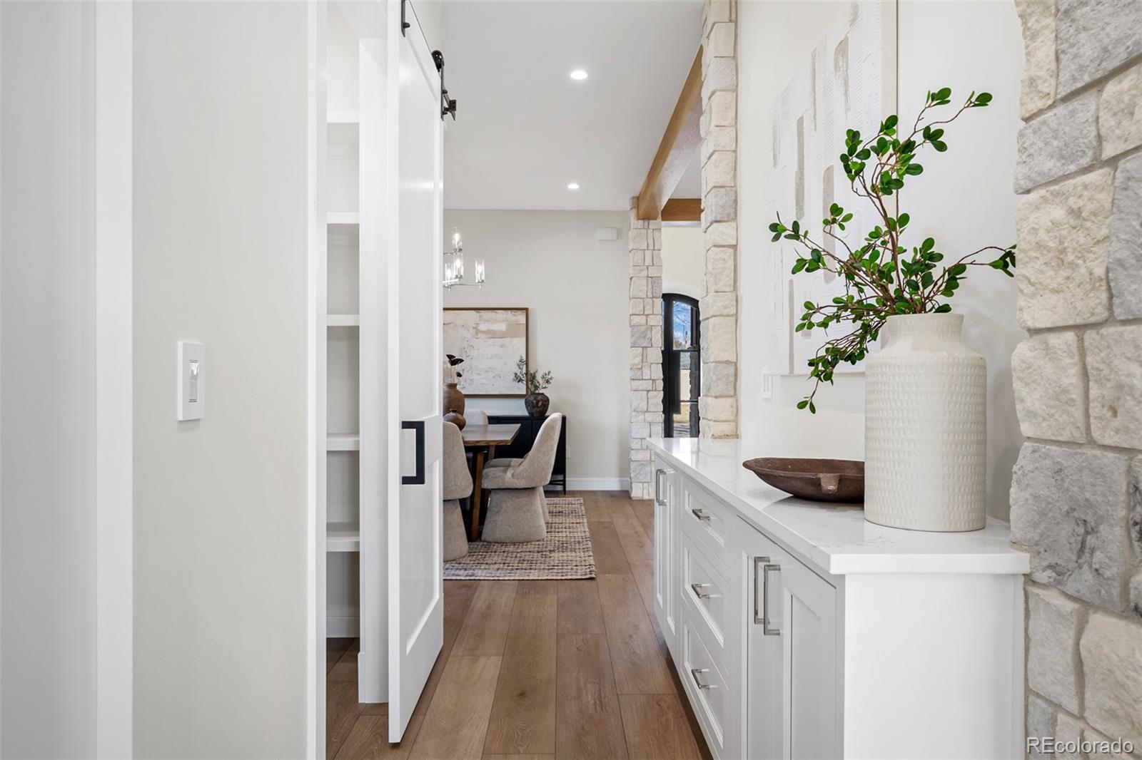 MLS Image #14 for 2851 s dexter way,denver, Colorado